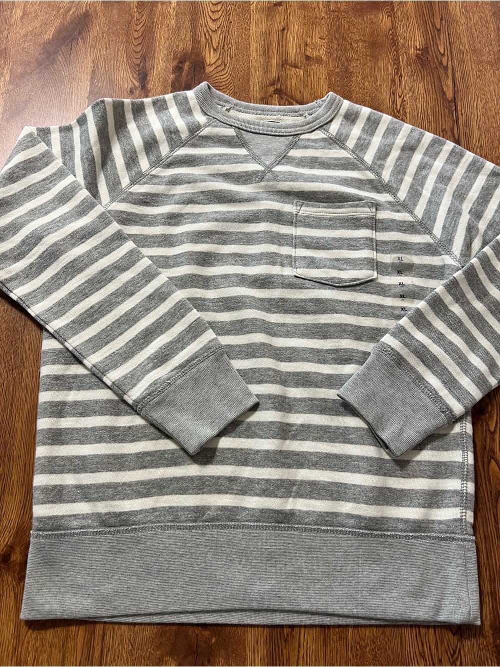 Gap Kids NWT size XL Crewneck Sweatshirt